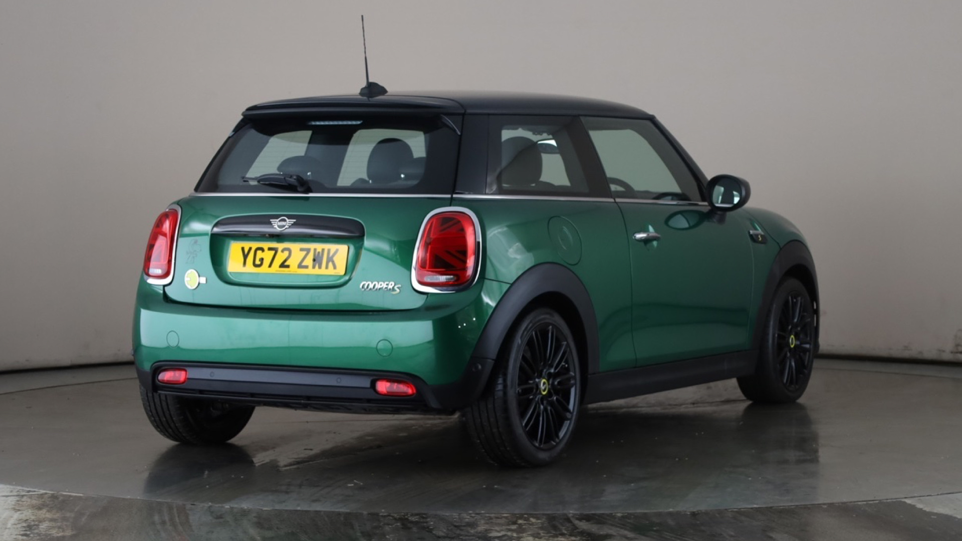 4027726 135kW Cooper S Level 2 33kWh 3dr Auto