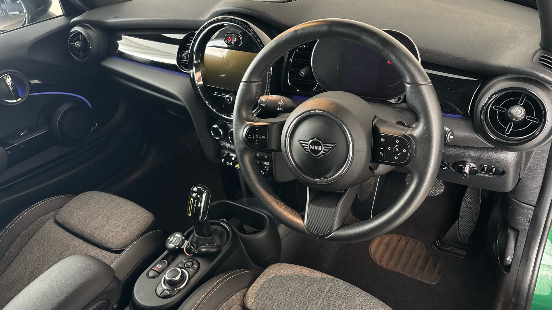 4027726 135kW Cooper S Level 2 33kWh 3dr Auto