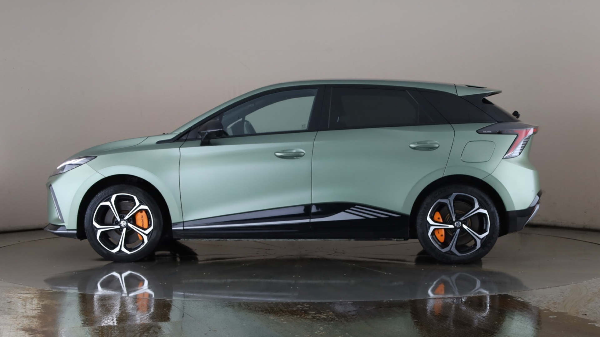 320kW EV XPOWER 64kWh 5dr Auto [2023]