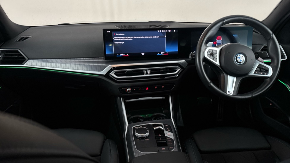 BMW 3 SERIES Image 11