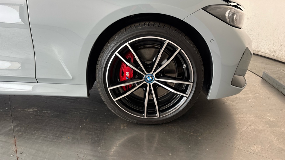 BMW 3 SERIES Image 20