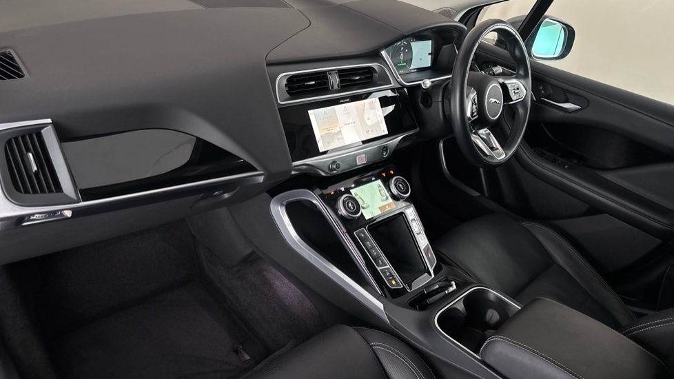 JAGUAR I-PACE Image 10