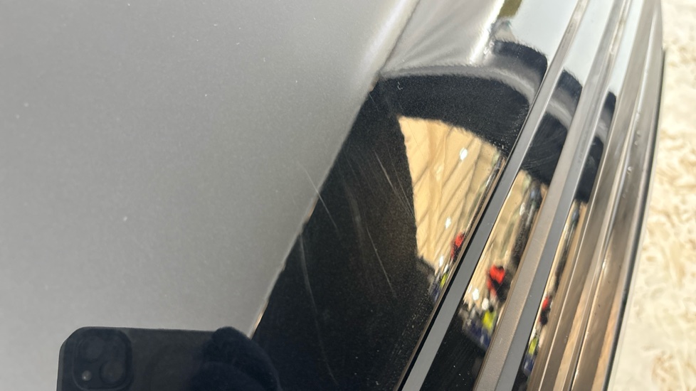 MINI HATCHBACK Scratches