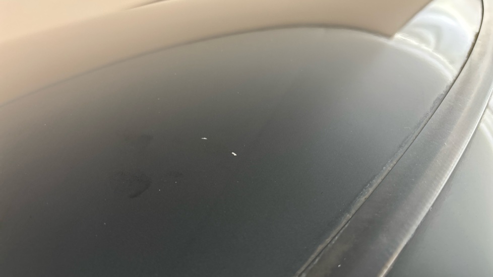 MINI HATCHBACK Chips