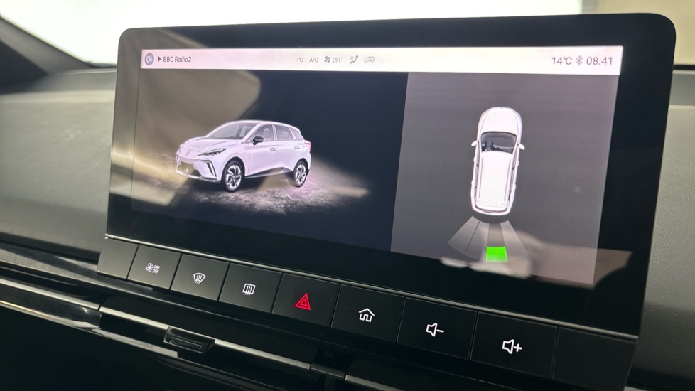 MG MG4 parking sensors