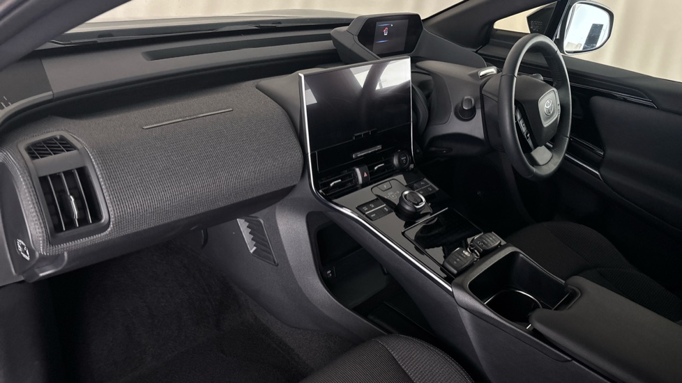 TOYOTA BZ4X Image 10