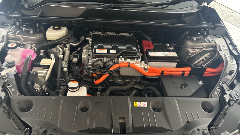 TOYOTA BZ4X Image 16