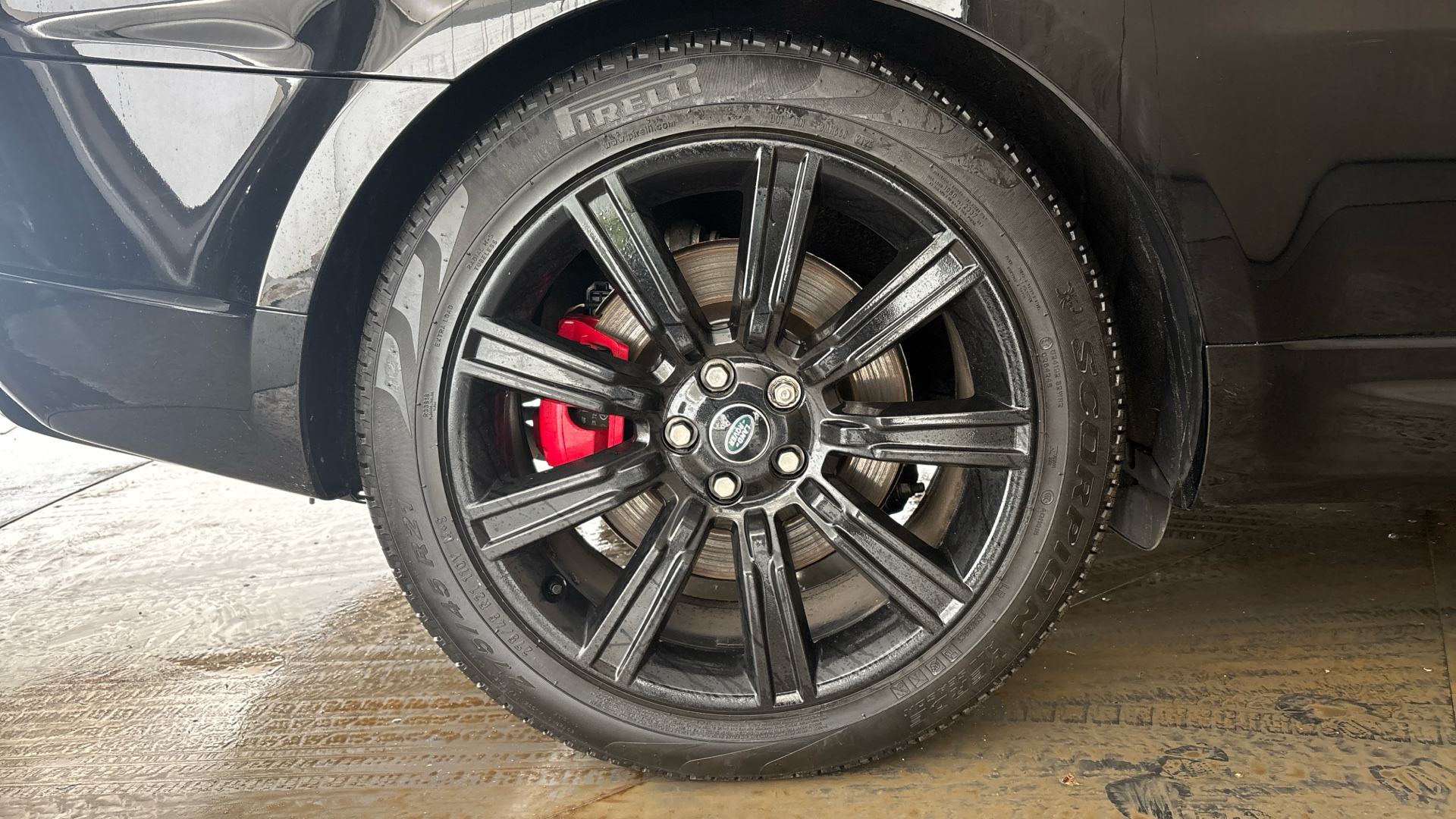 4020887 2.0 P400e HSE Dynamic Black 5dr Auto