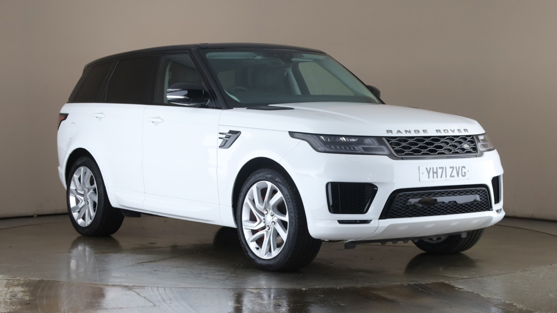 4020853 2.0 P400e HSE Dynamic 5dr Auto