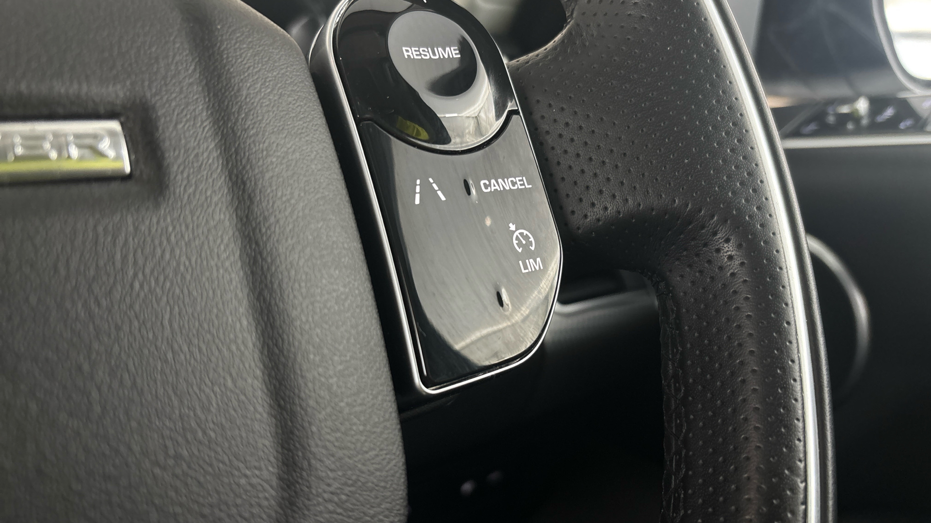 4020853 2.0 P400e HSE Dynamic 5dr Auto