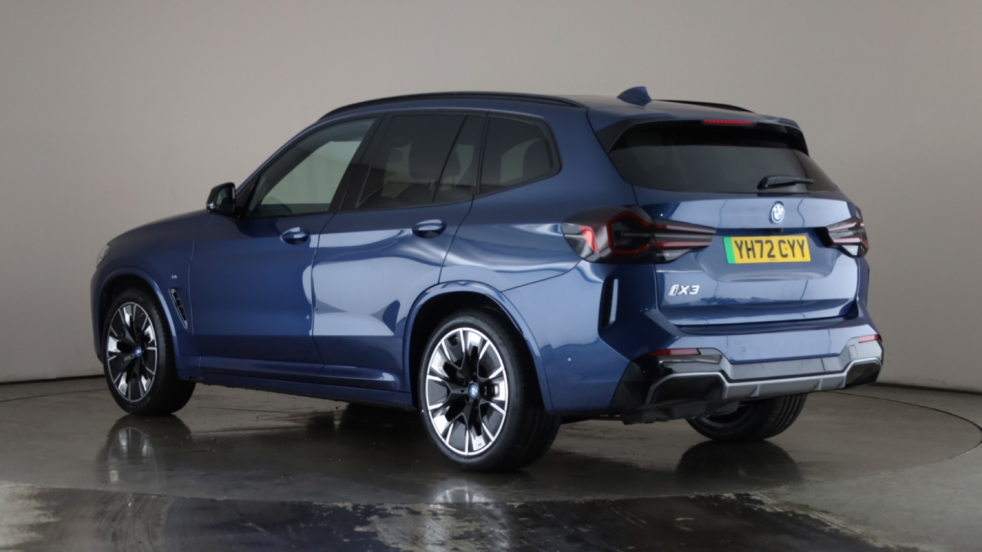 4027479 210kW M Sport Pro 80kWh 5dr Auto