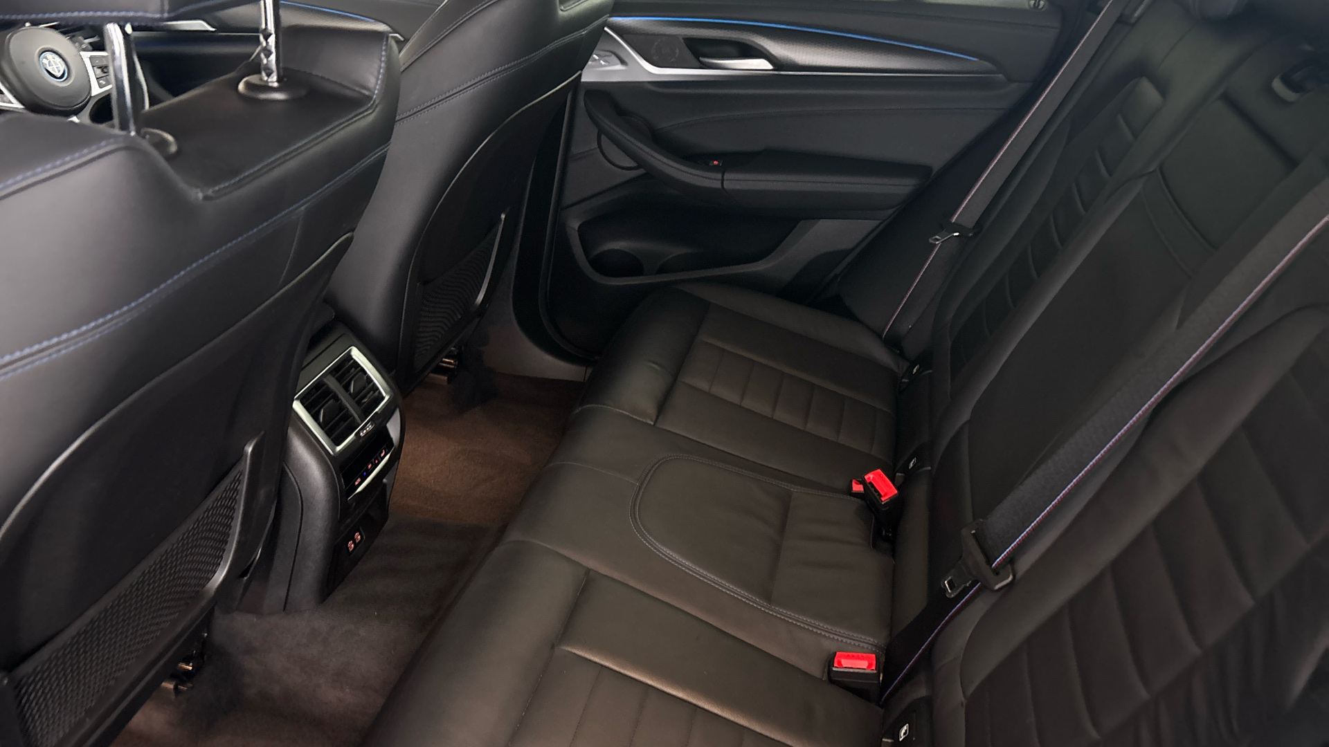 4027479 210kW M Sport Pro 80kWh 5dr Auto