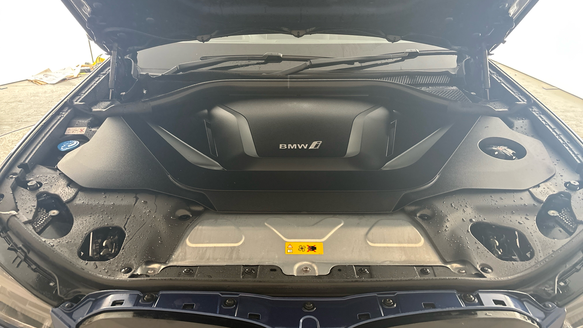 4027479 210kW M Sport Pro 80kWh 5dr Auto