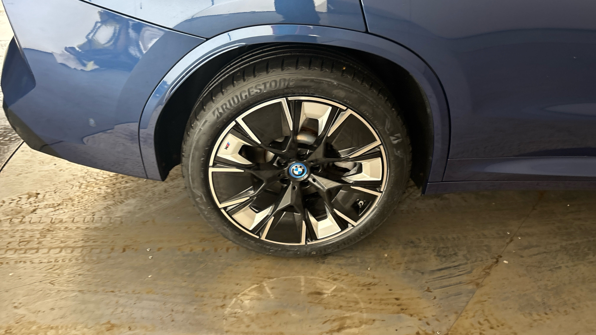 4027479 210kW M Sport Pro 80kWh 5dr Auto