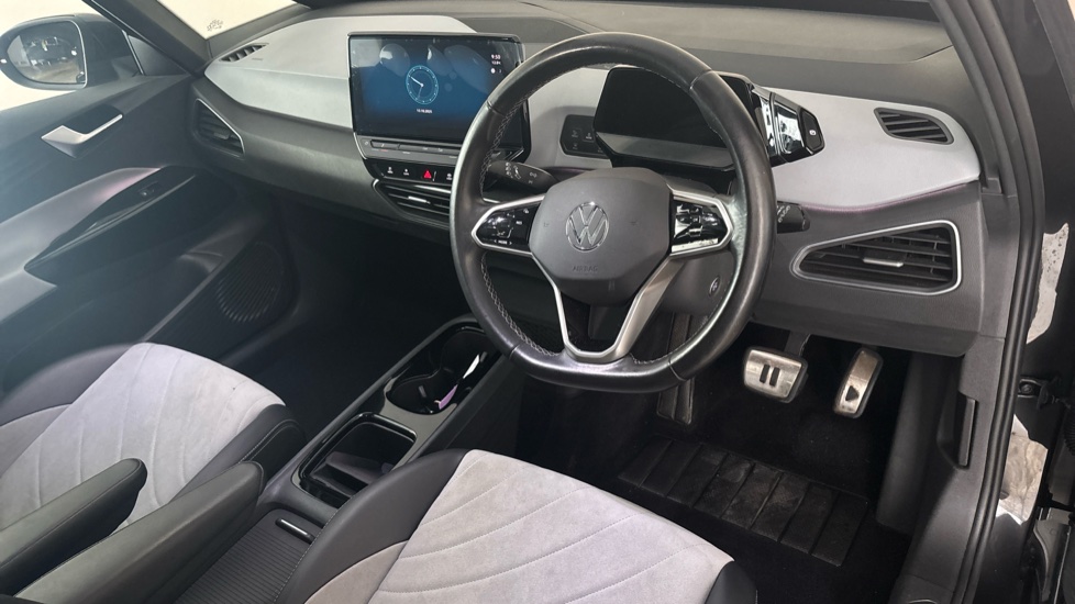 VOLKSWAGEN ID.3 HATCHBACK 150kW Family Pro Performance 58kWh 5dr Auto