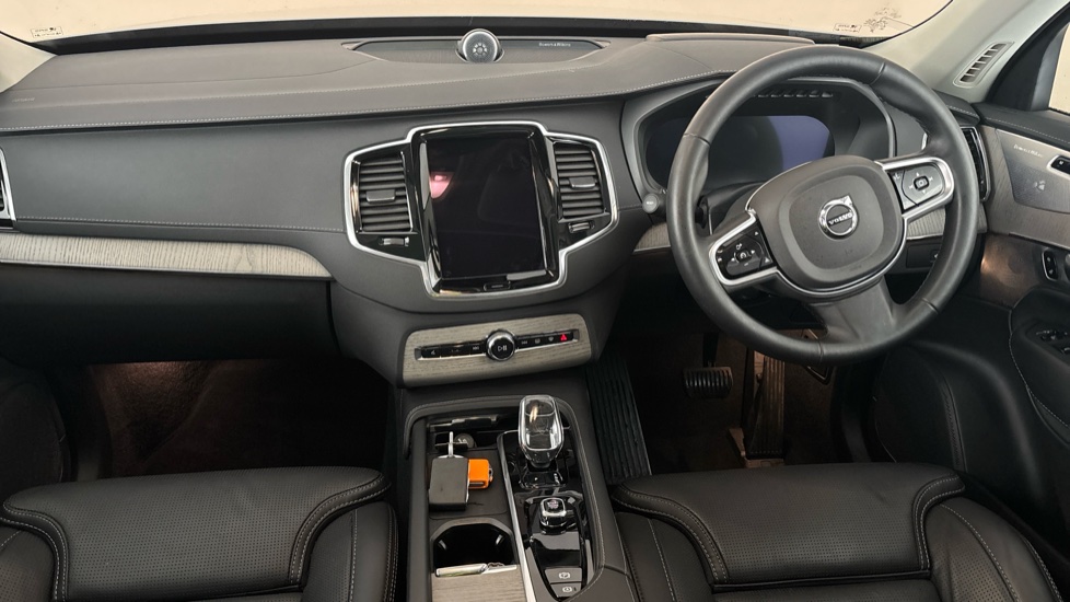 Volvo XC90 Image 11
