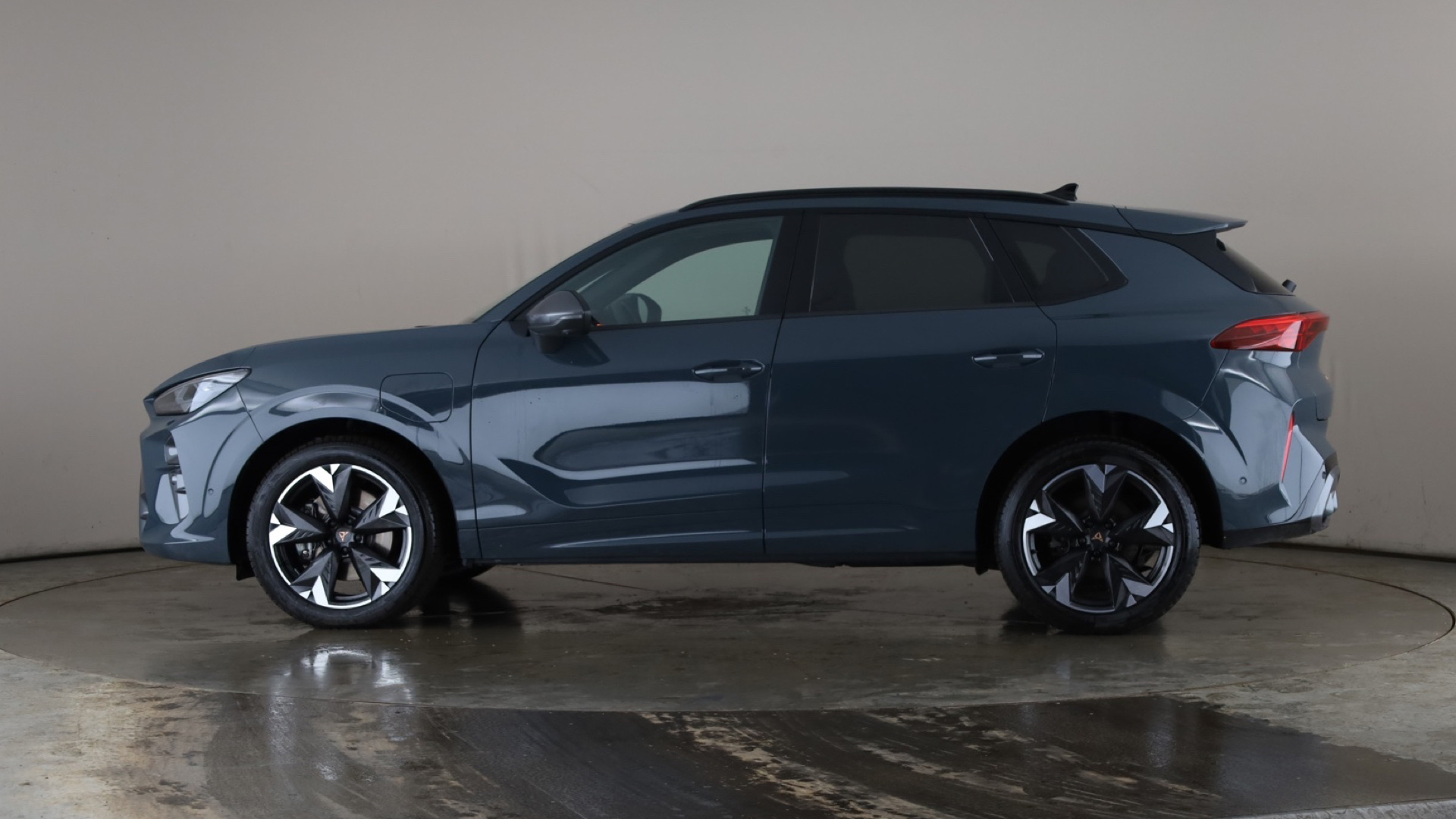 1.5 eHybrid 204 V2 5dr DSG [2025]