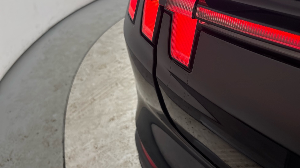 FORD MUSTANG MACH-E ESTATE 198kW Standard Range 68kWh RWD 5dr Auto