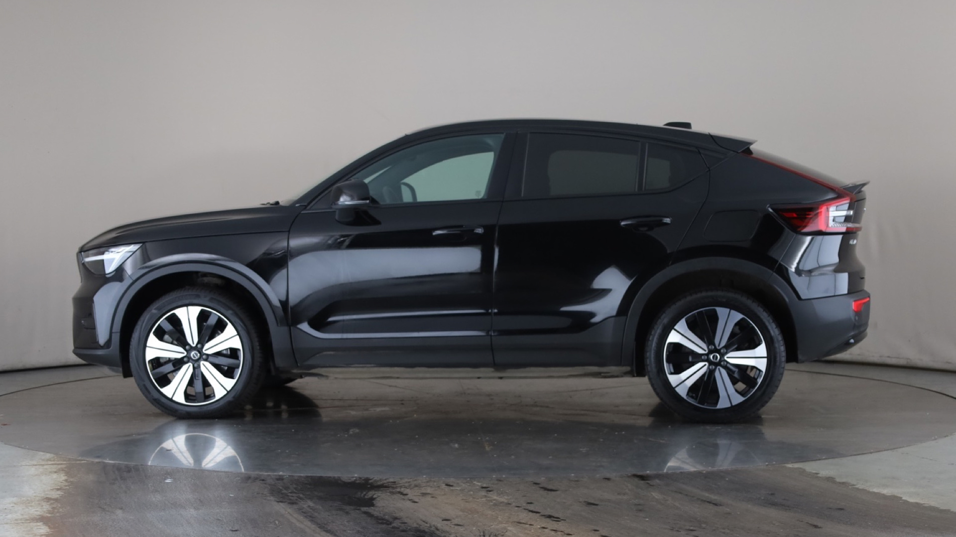 170kW Recharge Core 69kWh 5dr Auto