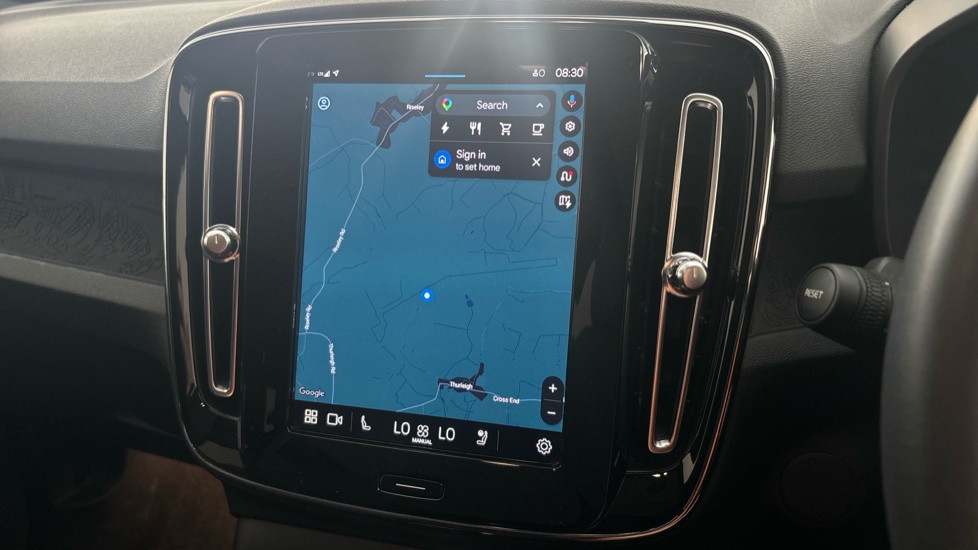 VOLVO C40 Image 12
