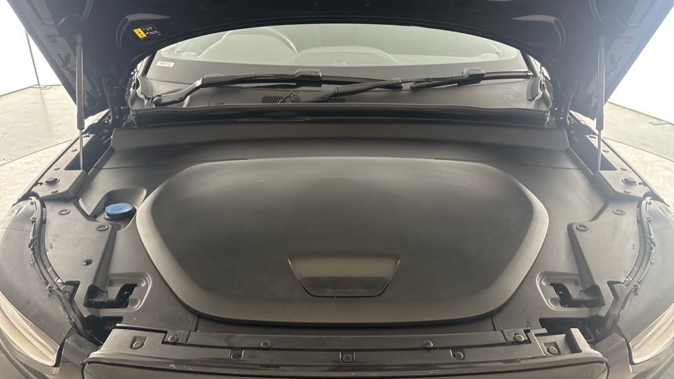 VOLVO C40 Image 16