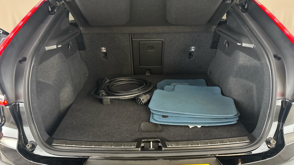 VOLVO C40 Image 15