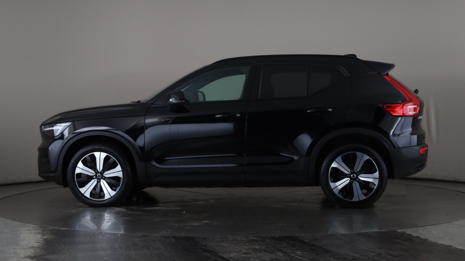 170kW Recharge Core 69kWh 5dr Auto