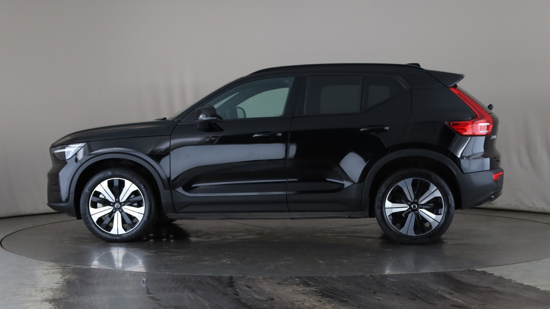 170kW Recharge Core 69kWh 5dr Auto
