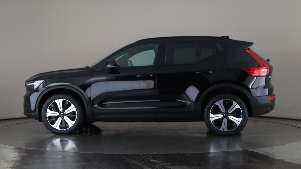 VOLVO XC40 Image 2