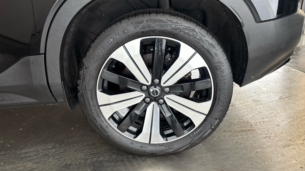VOLVO XC40 Image 18