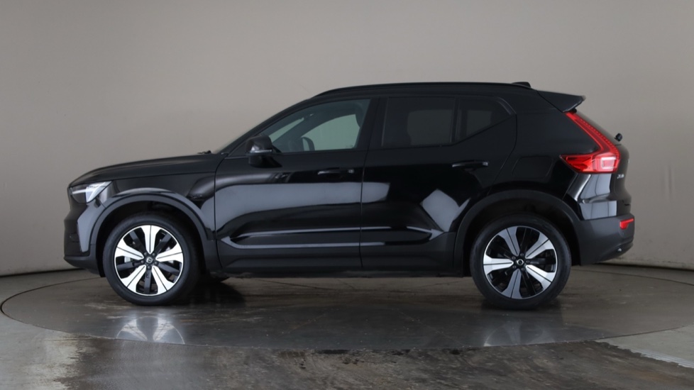 VOLVO XC40 Image 2