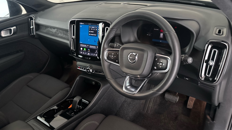 VOLVO XC40 Image 9