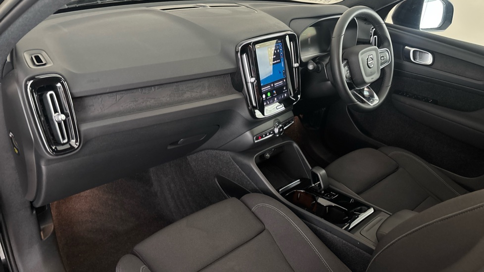 VOLVO XC40 Image 10
