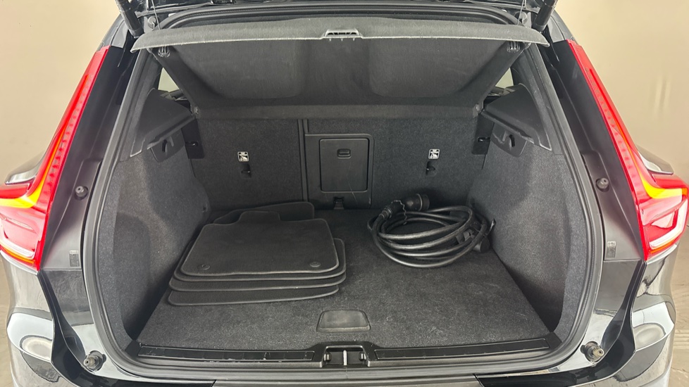VOLVO XC40 Image 15
