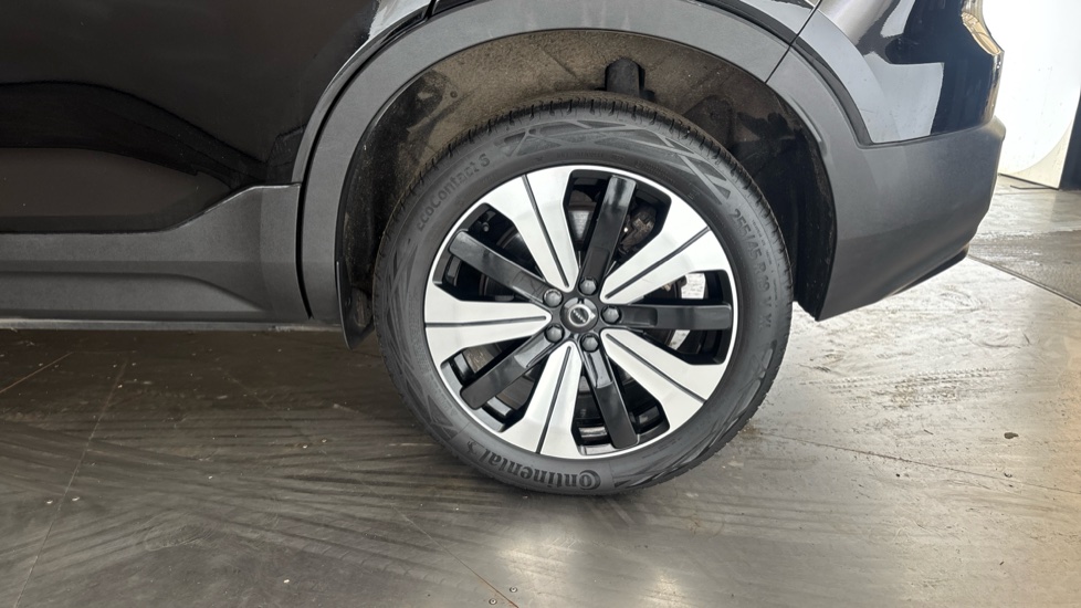 VOLVO XC40 Image 18