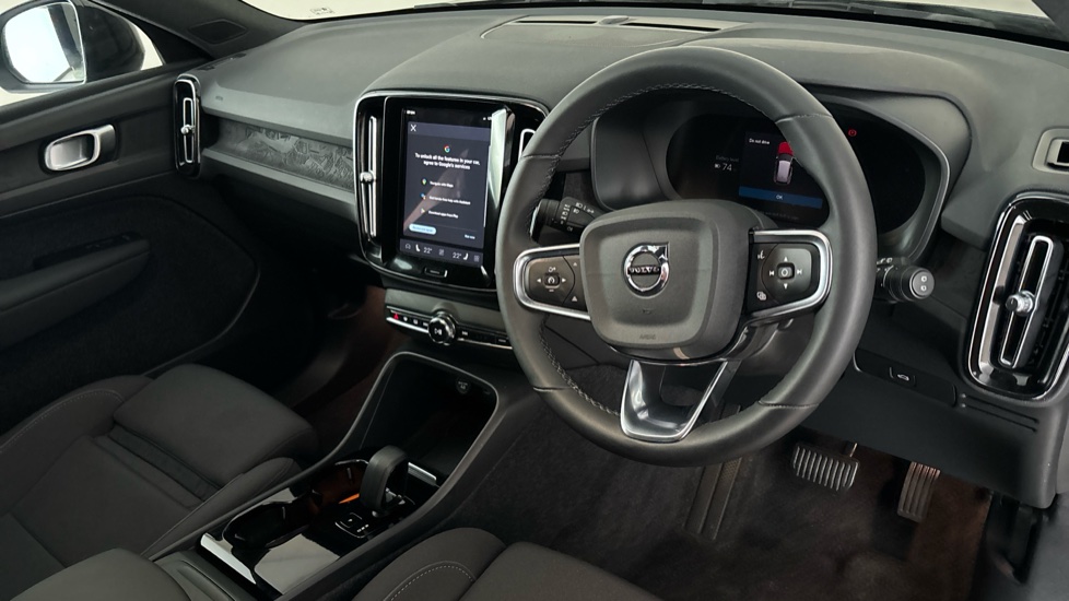 VOLVO XC40 Image 9