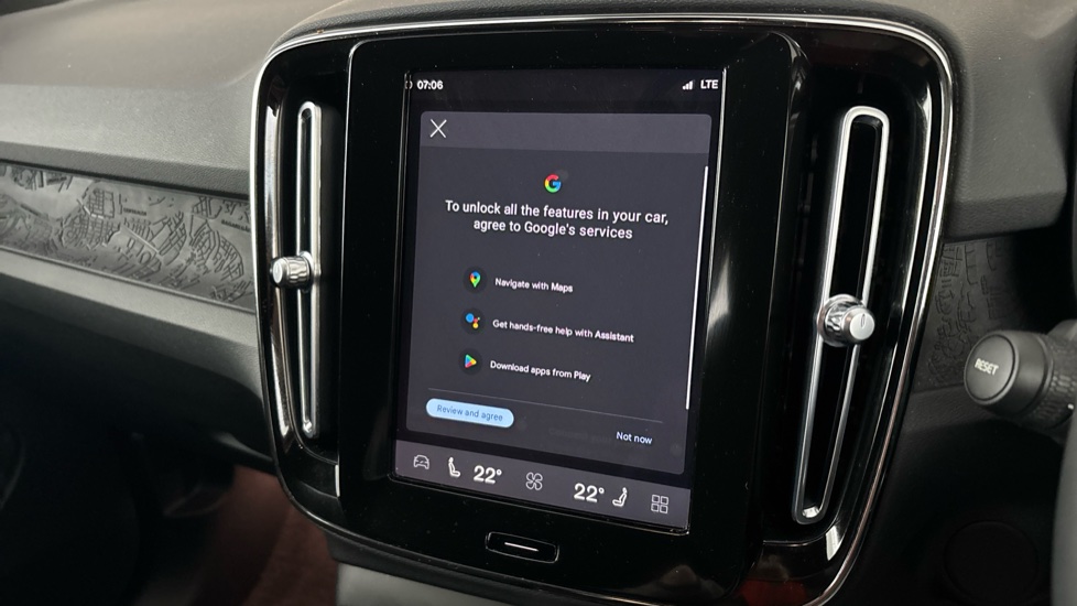 VOLVO XC40 Image 12