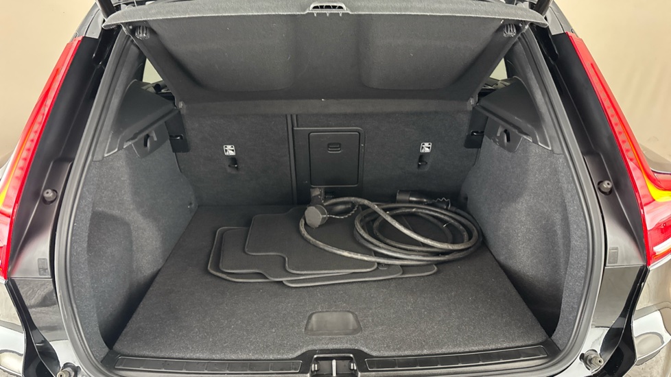 VOLVO XC40 Image 15