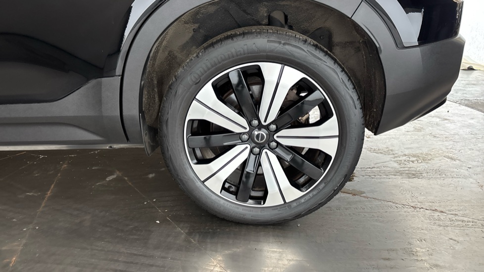 VOLVO XC40 Image 18