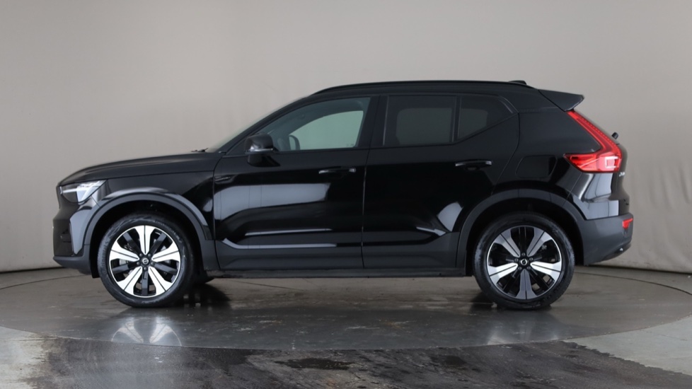 VOLVO XC40 Image 2