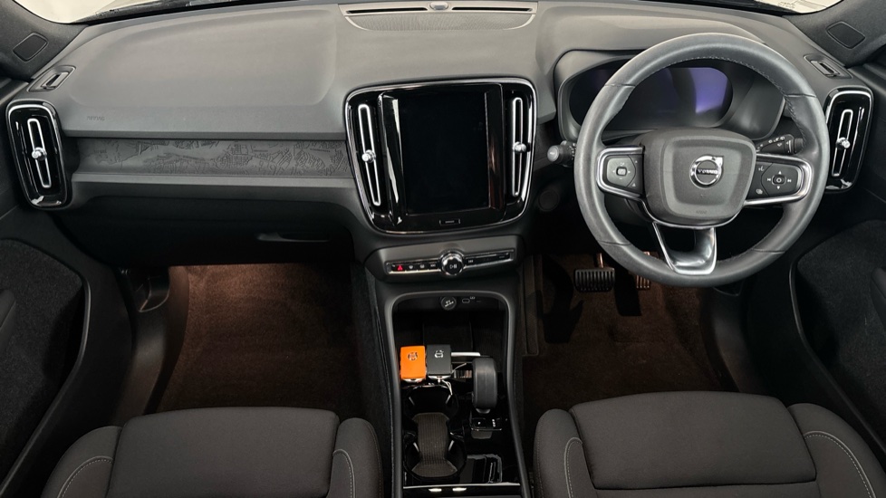 VOLVO XC40 Image 11