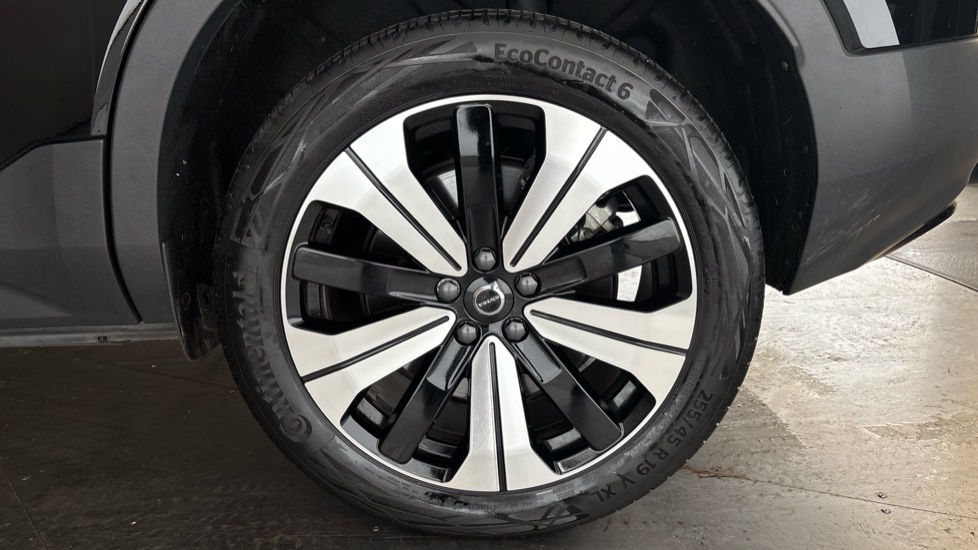 VOLVO XC40 Image 18