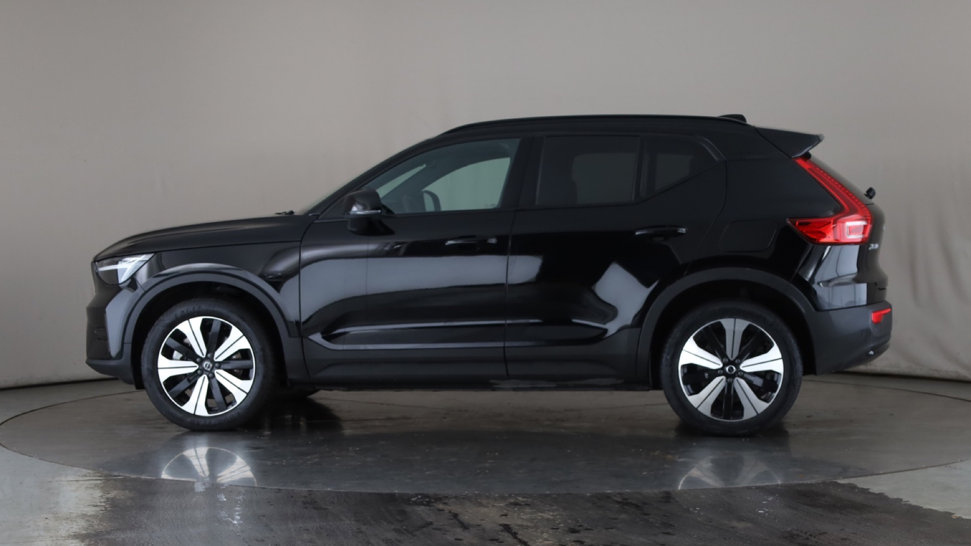 170kW Recharge Core 69kWh 5dr Auto
