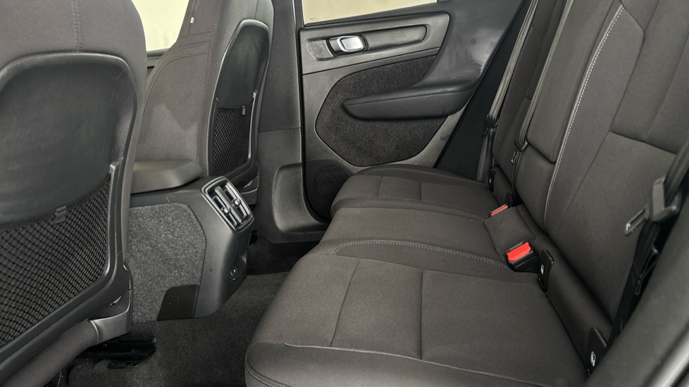VOLVO XC40 Image 14