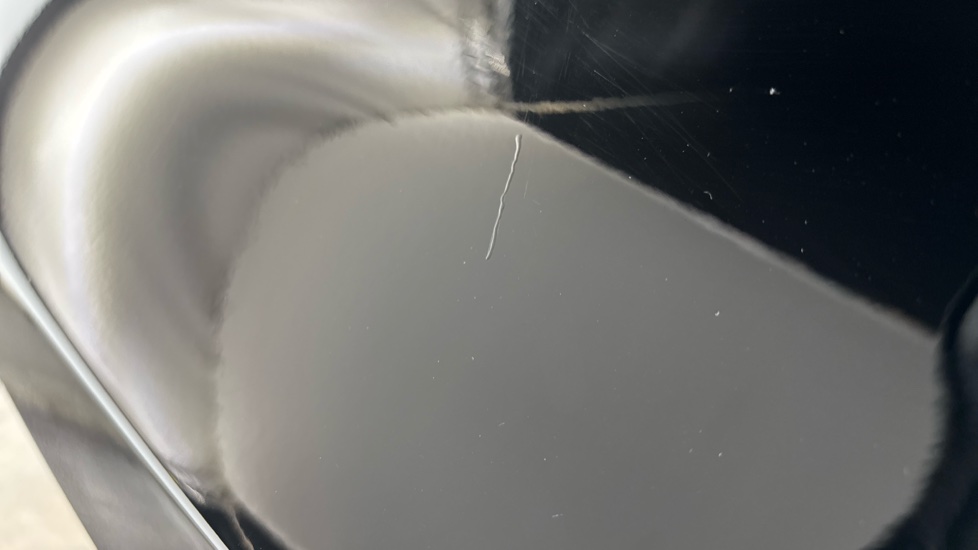 VOLVO XC40 Scratches and chips