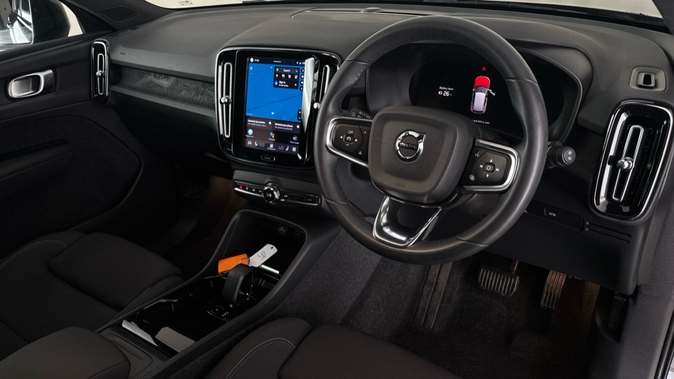 VOLVO XC40 Image 9