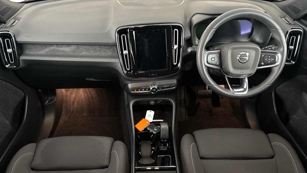 VOLVO XC40 Image 11