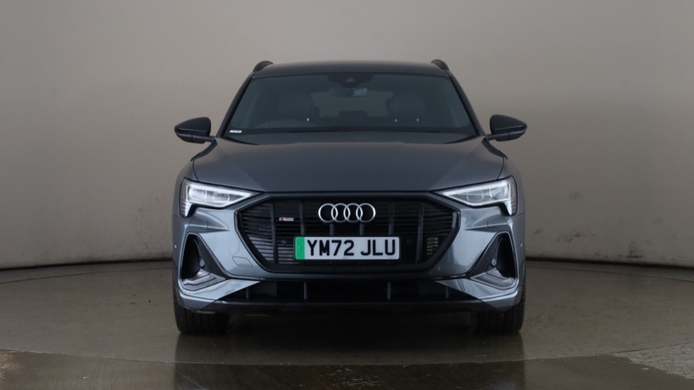 AUDI E-TRON Image 8