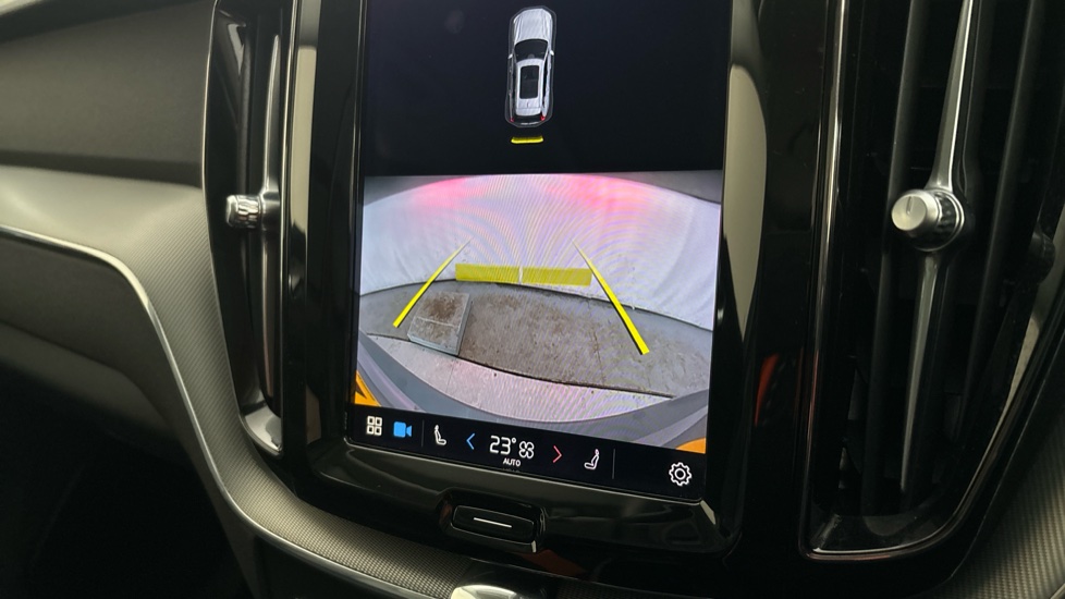 VOLVO XC60 reverse camera
