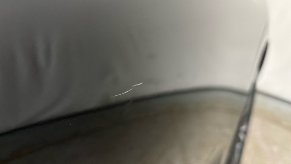 VOLVO XC60 Scratches
